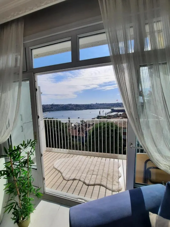 Taksimde Deniz Ve Marti Esliginde Uyanmak Apartment Istanbul