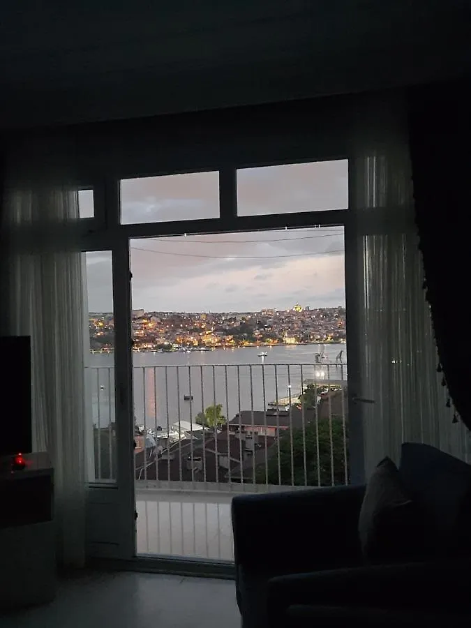 Taksimde Deniz Ve Marti Esliginde Uyanmak Apartment Istanbul Turcia
